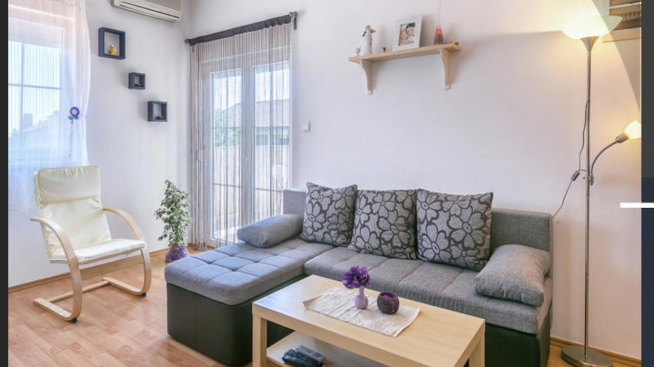 Luka Apartment Medulin Exterior photo