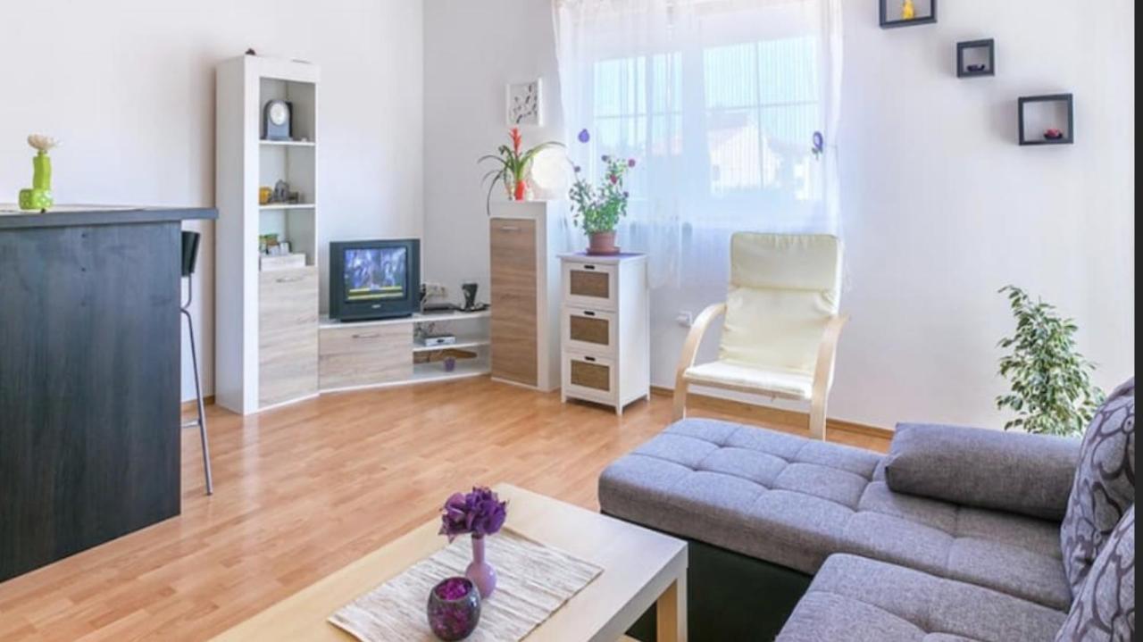 Luka Apartment Medulin Exterior photo