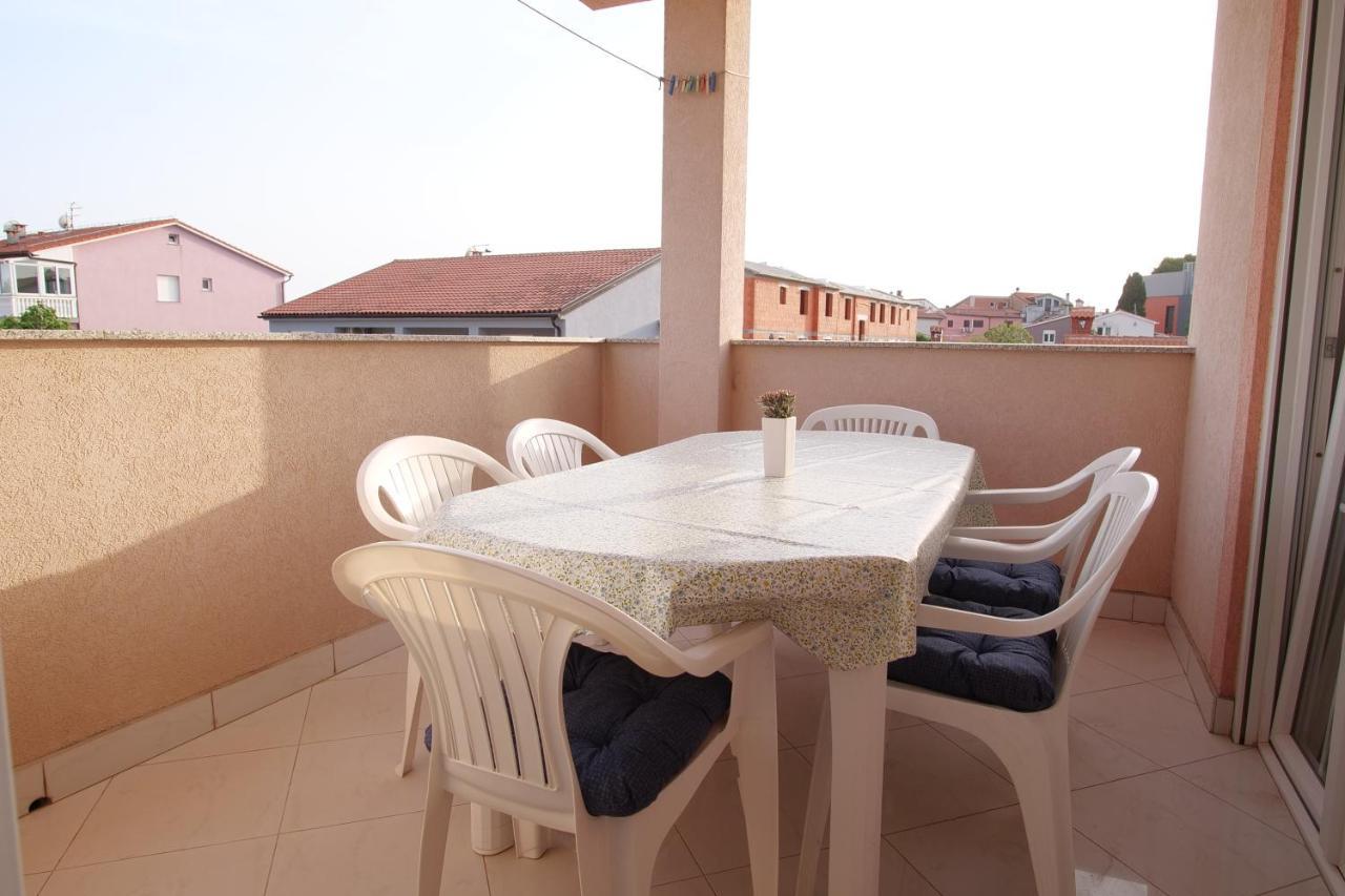 Luka Apartment Medulin Exterior photo