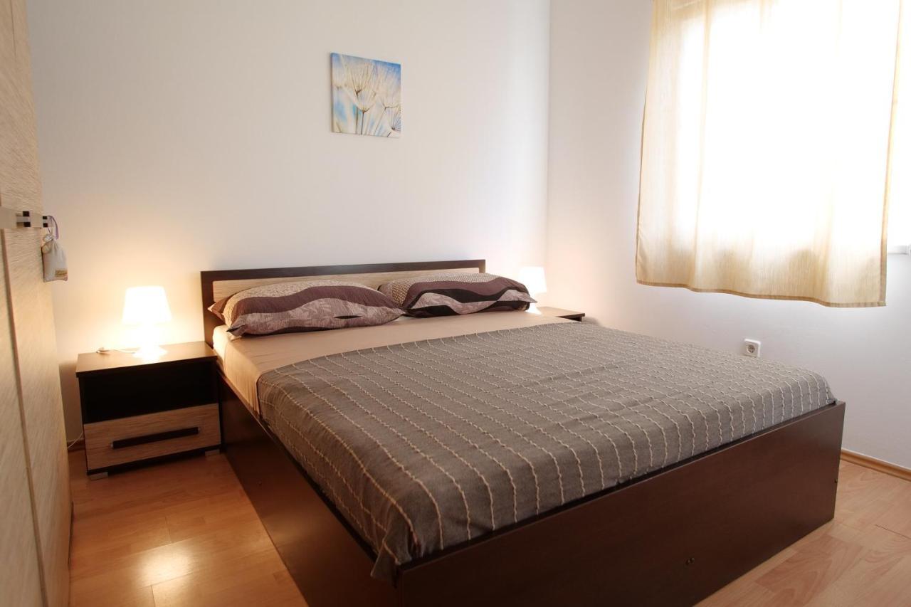 Luka Apartment Medulin Exterior photo