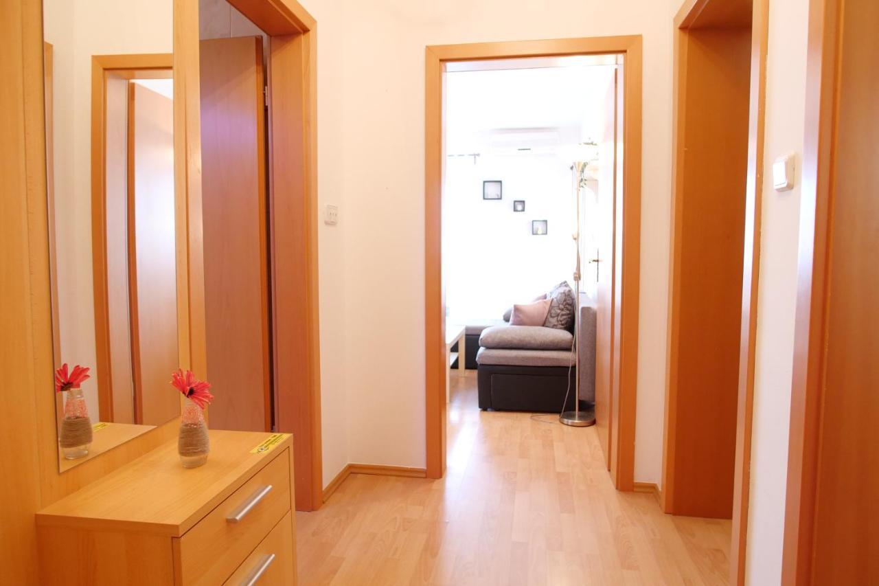 Luka Apartment Medulin Exterior photo